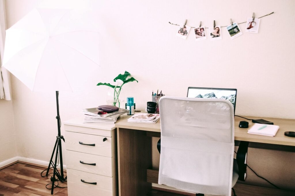 Stop Confusing Your Best Leads: Design Your Website to Instantly Clarify Your Offer