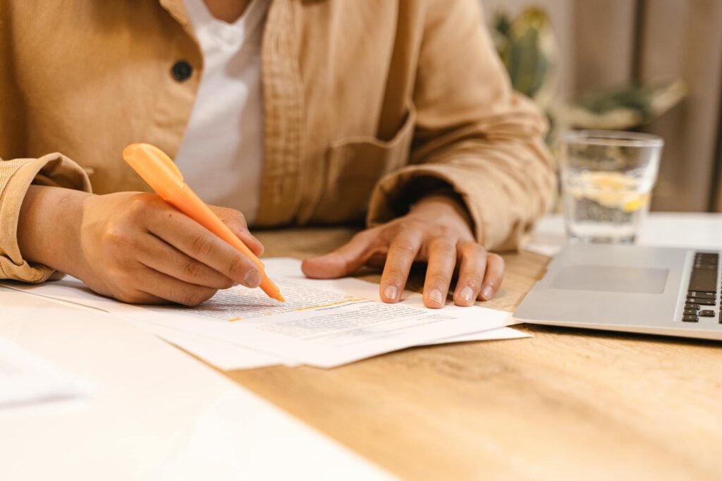 Your Website Isn't Converting. Here's How to Decide: Redesign or Optimization?