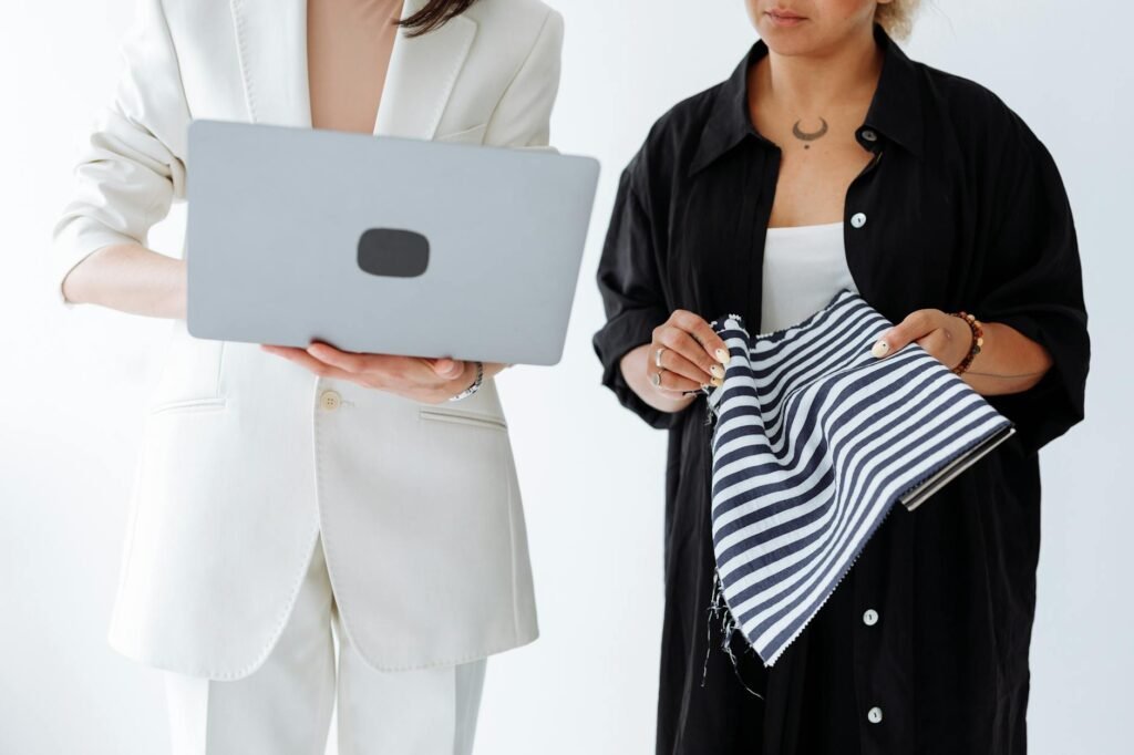 Your Website's Visitor Path is Broken: Guide Prospects from Discovery to Decision with a Smarter Flow